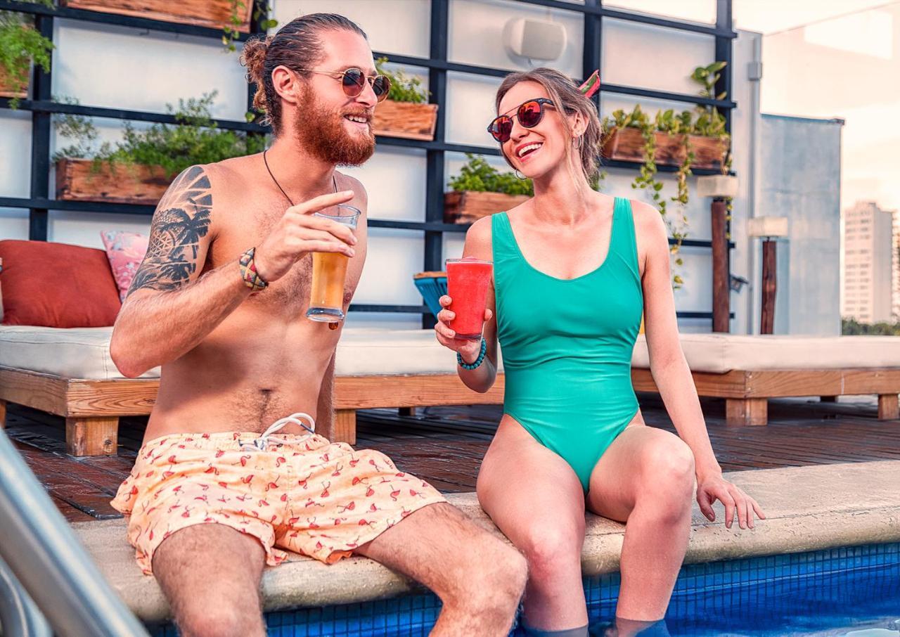 Nomads Hotel & Rooftop Pool Канкун Екстериор снимка
